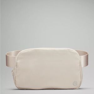 NWT Lululemon Everywhere Belt Bag 1L White Opal